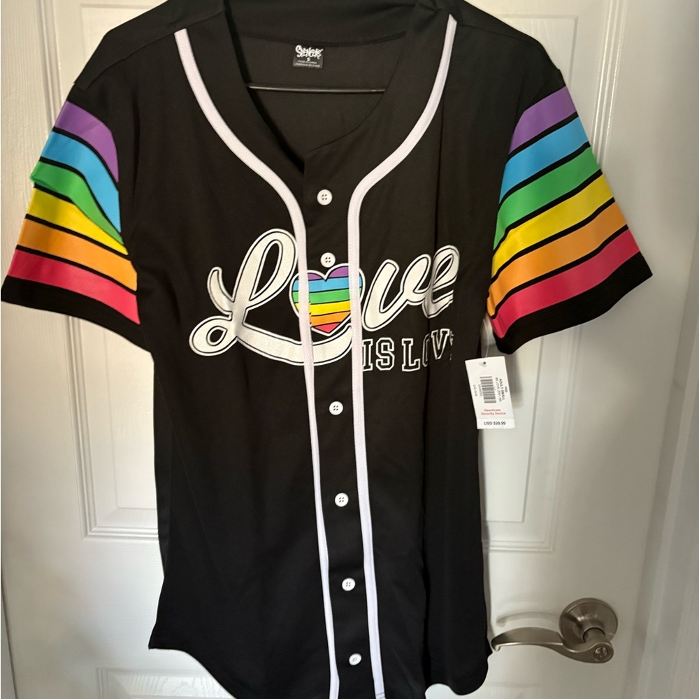 Pride - Love is Love- Jersey with Rainbow Stripes